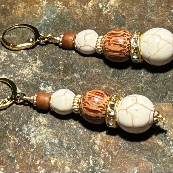 Earrings - Picture 10 of 16